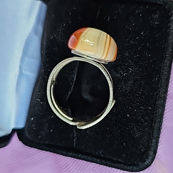 Ring - Picture 5 of 6